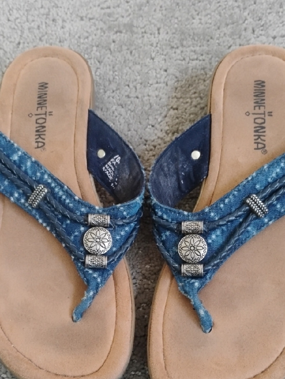Minnetonka Blue Denim Thong Sandals with Silver Conchos - Picture 2 of 6